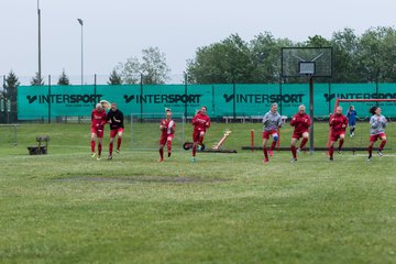 Bild 29 - wCJ SV Steinhorst/Labenz - VfL Oldesloe : Ergebnis: 18:0